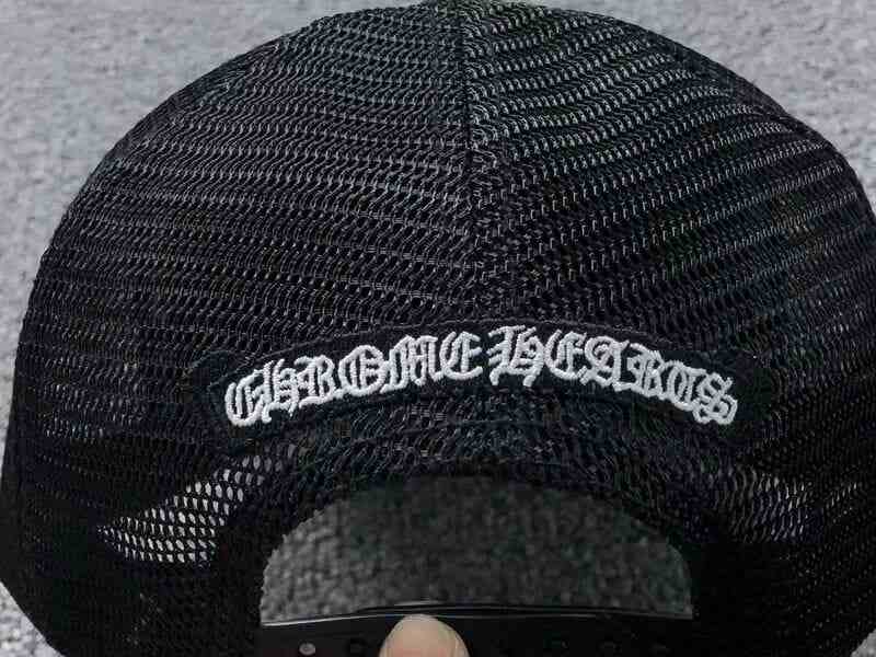 Boné Chrome Hearts Trucker Cemetery Preto/Branco