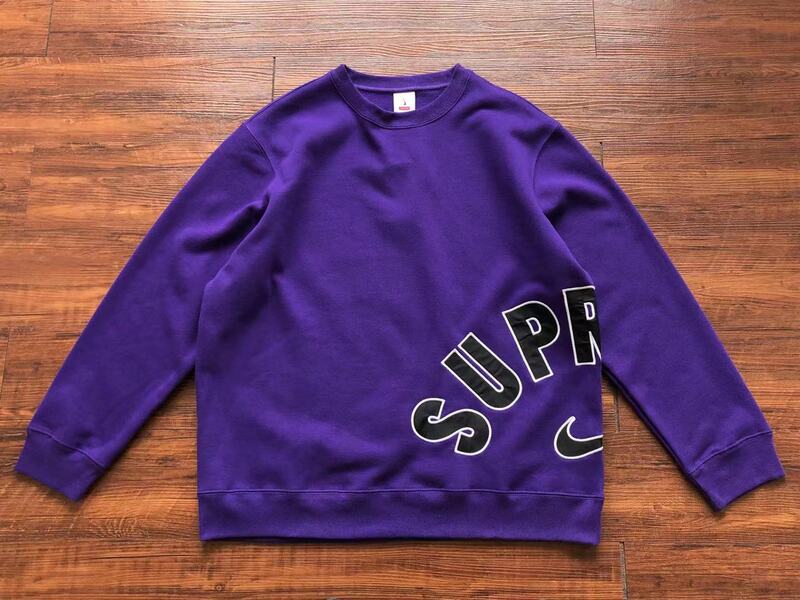 Moletom Supreme Nike Arc Crewneck