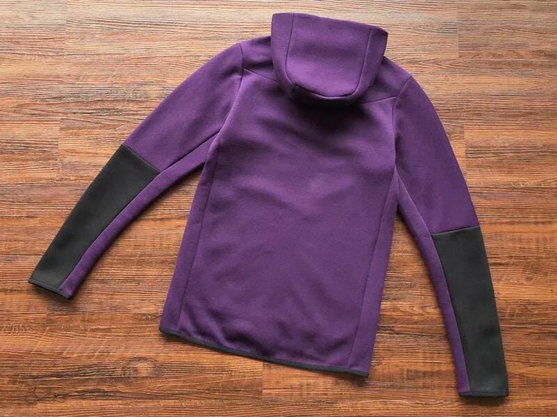 Conjunto Nike Tech Fleece Roxo/Preto