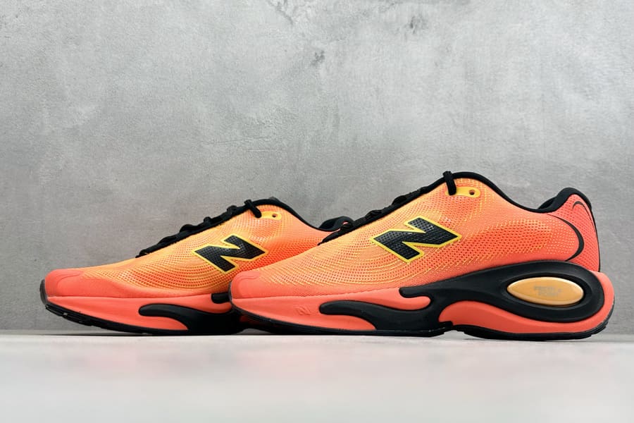 New Balance AC Runner Tangerine Heat White Peach