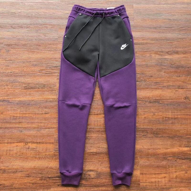 Conjunto Nike Tech Fleece Roxo/Preto