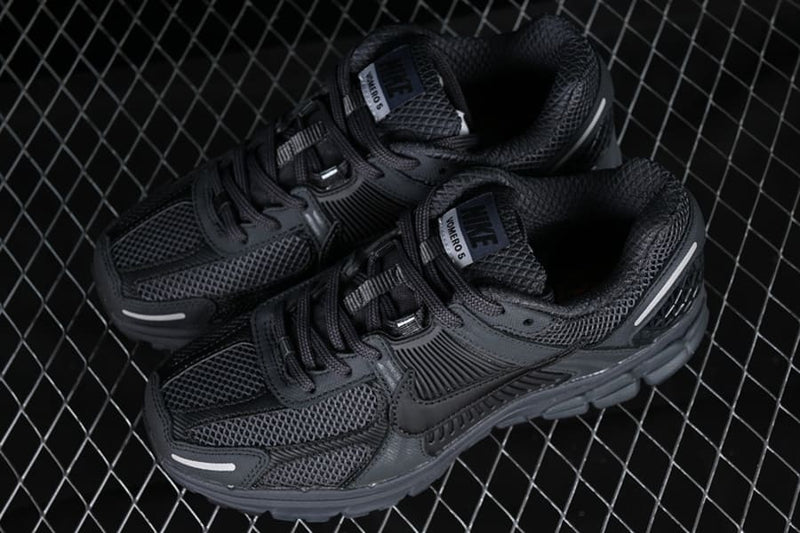 Nike Zoom Vomero 5 Anthracite