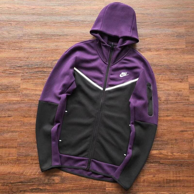 Conjunto Nike Tech Fleece Roxo/Preto