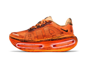 Melitta Baumeister x Nike Vomero Premium SP Total Orange Chalk